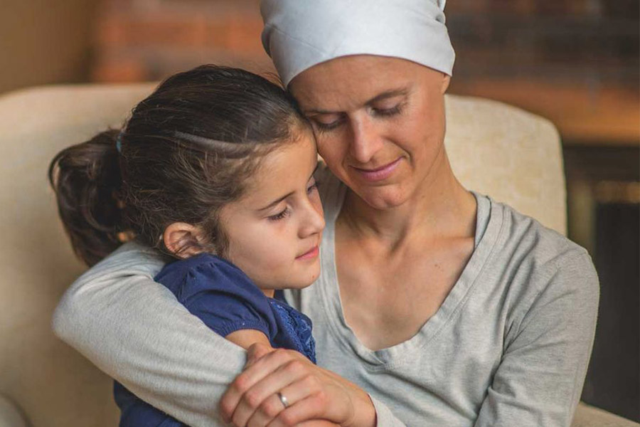 <span>Psiko-Onkoloji</span>Ebeveynine Kanser Tanısı Konmuş Çocuklar