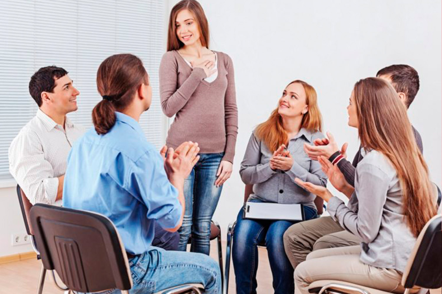 <span>Ergen ve Yetişkin Psikolojisi</span>Grup Terapisi Nedir